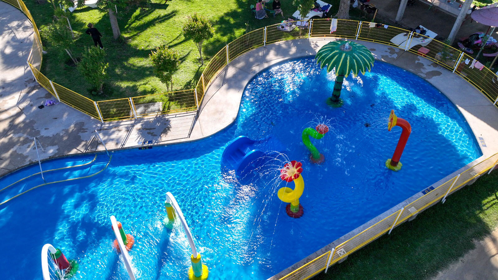 Piscina Acuaspray